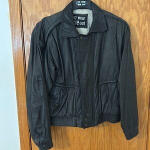 Men’s All Genuine Leather Bomber Style Jacket Men’s Size 44 Black Lined Inside